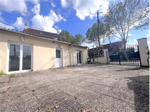 t2 à la vente -   78340  LES CLAYES SOUS BOIS, surface 38 m2 vente t2 - UBI442262453